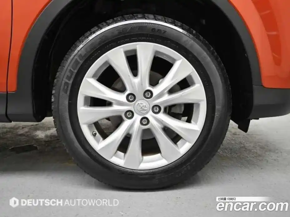 Toyota RAV4 2015 2.5 гидро в Москве № 2204821, фото 5
