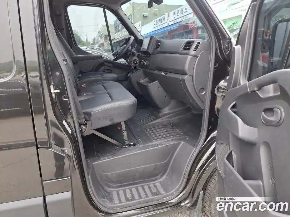 Renault Master 2022 2.3 механика в Москве, фото 10