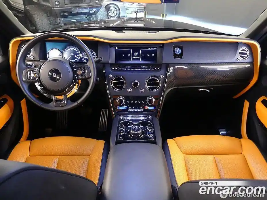 Rolls-Royce Cullinan 2021 6.7 гидро, фото 4
