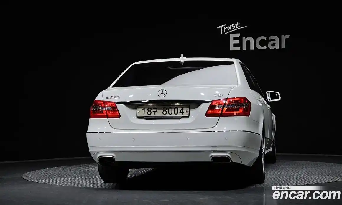 Mercedes-Benz E-Class 2013 2.1 гидро в Москве, фото 4