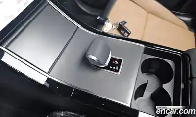 Land Rover Range-Rover Velar 2024 3.0 гидро в Москве, миниатюра 8