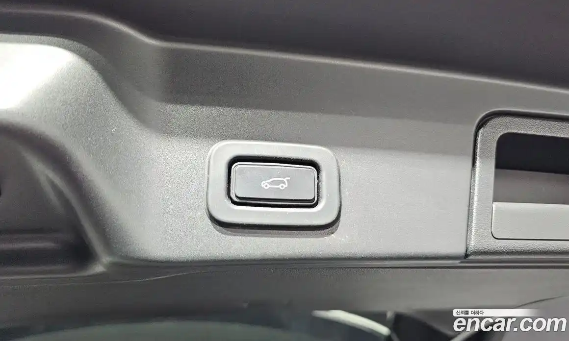 Land Rover Range-Rover Evoque 2022 2.0 гидро в Москве № 231200, фото 20