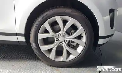 Land Rover Range-Rover Evoque 2022 2.0 гидро в Москве № 231200, миниатюра 5
