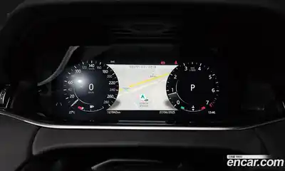 Land Rover Range-Rover Evoque 2022 2.0 гидро в Москве № 231200, миниатюра 8