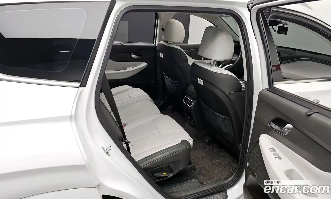 Hyundai Santa Fe 2021 2.5 гидро в Москве № 2330, фото 12