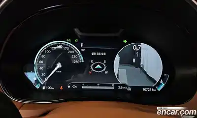 Genesis GV70 2021 2.5 гидро в Москве № 23373, миниатюра 8