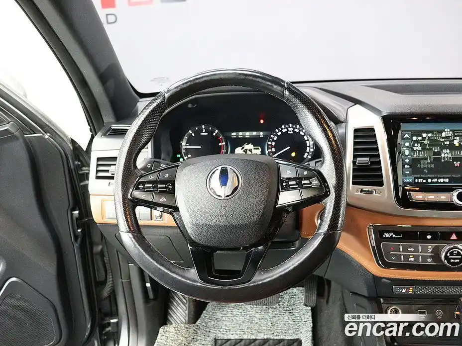 SsangYong Rexton 2018 2.2 гидро в Москве № 29302, фото 16