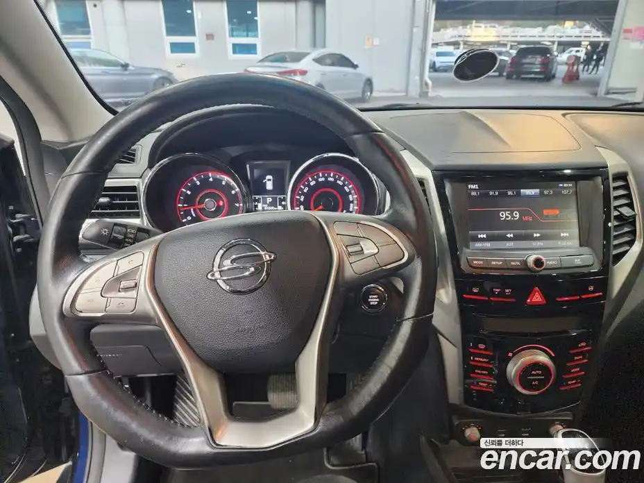 SsangYong TIBOLI 2016 1.6 гидро в Москве № 30704, фото 8