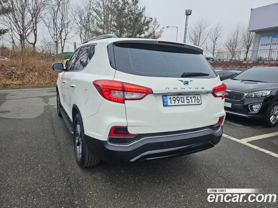 SsangYong Rexton 2017 2.2 гидро в Москве № 30725, фото 4