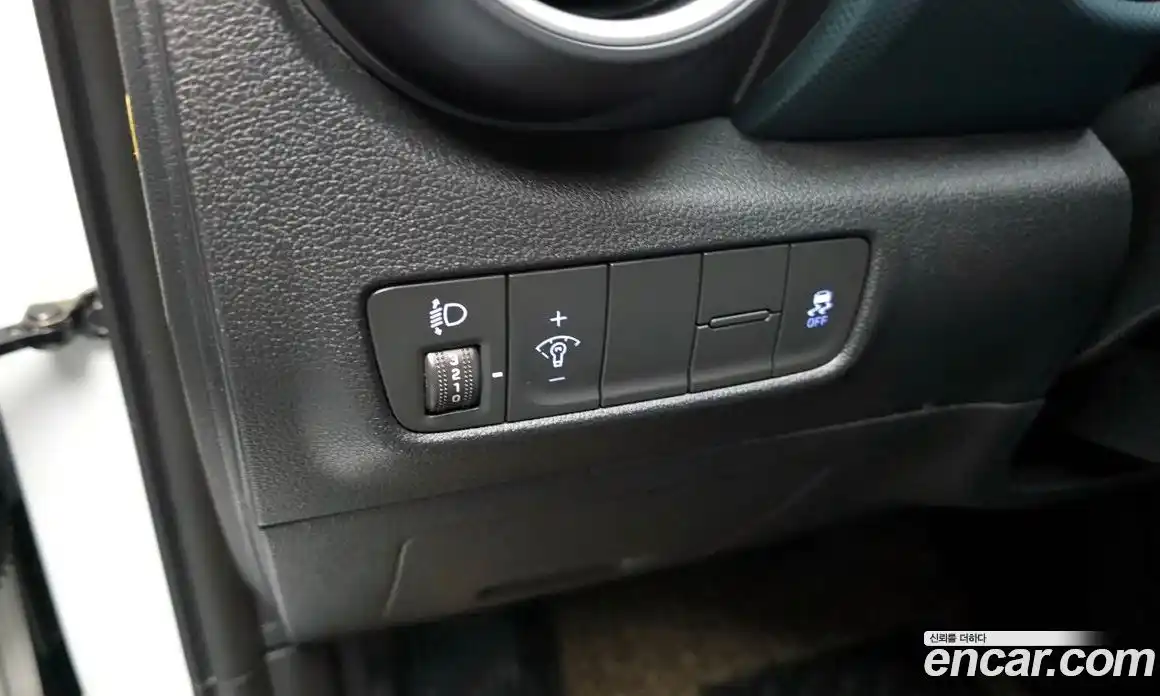 Hyundai Kona 2017 1.6 гидро в Москве, фото 13