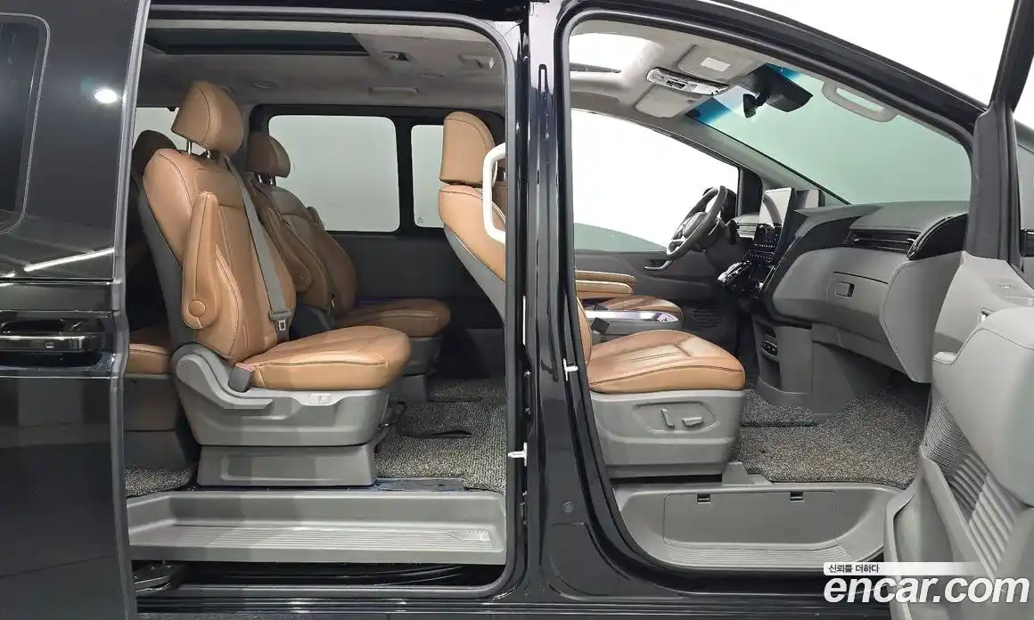 Hyundai Staria 2021 2.2 гидро в Москве № 459075, фото 11