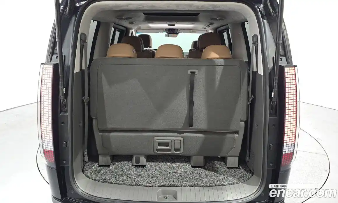 Hyundai Staria 2021 2.2 гидро в Москве № 459075, фото 20
