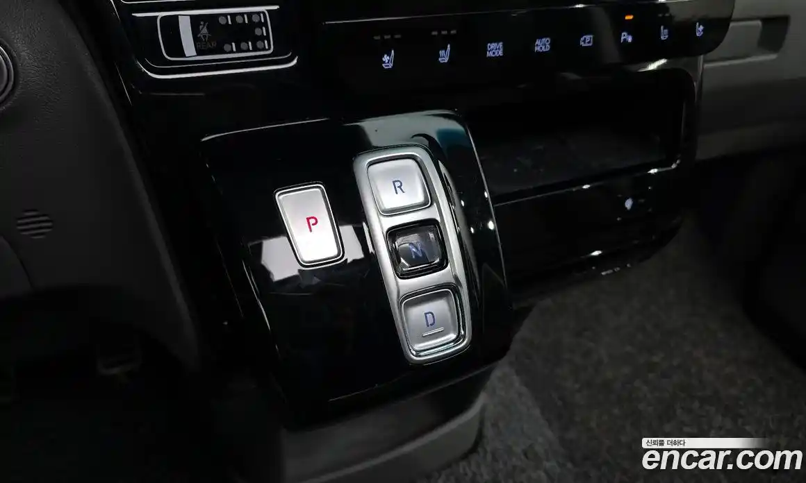 Hyundai Staria 2021 2.2 гидро в Москве № 459075, фото 9
