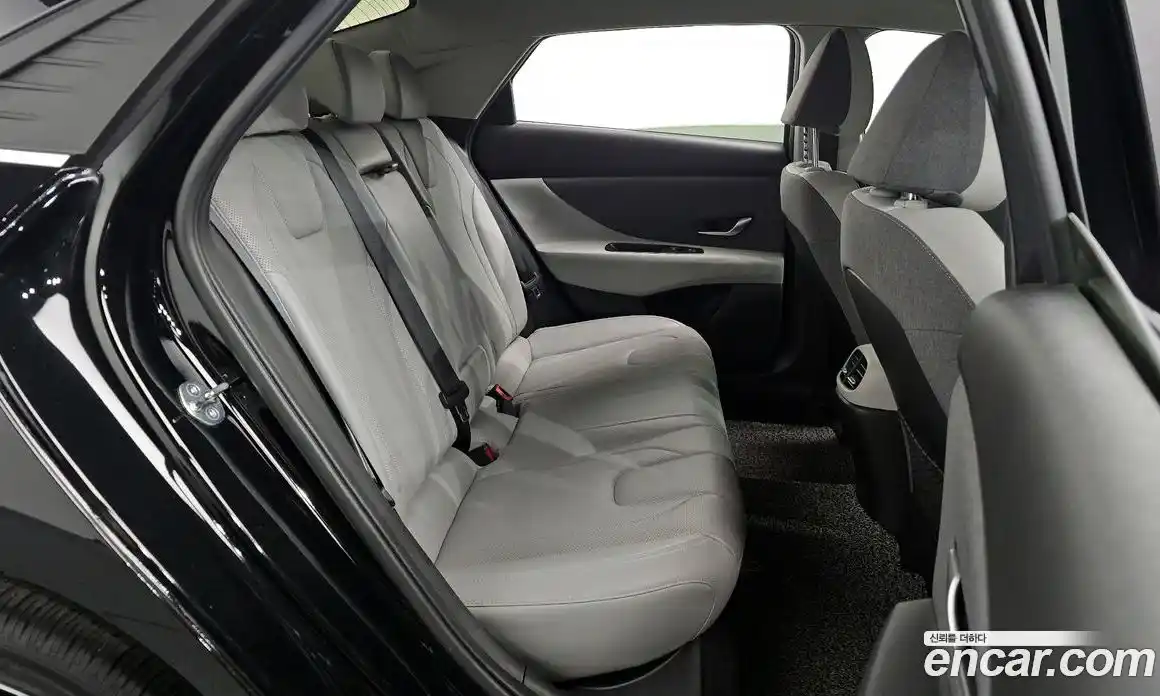 Hyundai Avante 2022 1.6 гидро в Москве, фото 12