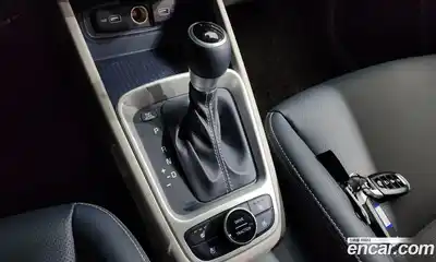 Hyundai Venue 2022 1.6 гидро в Москве № 518963, миниатюра 8