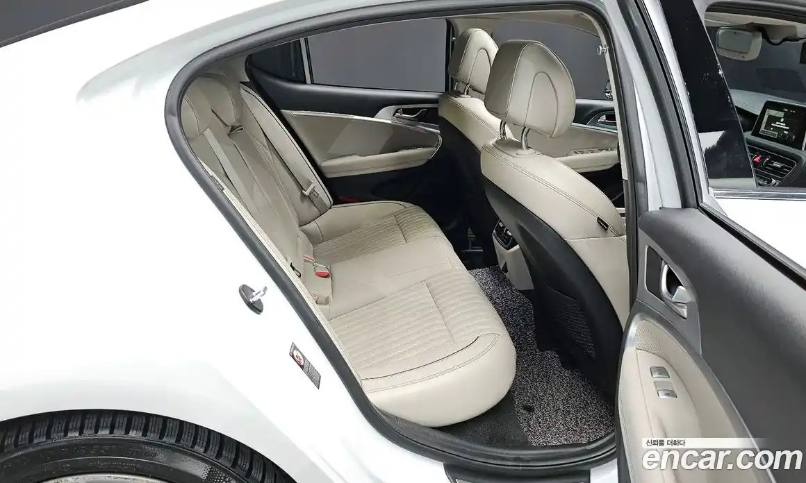 Genesis G70 2019 2.0 гидро в Москве № 615482, фото 12