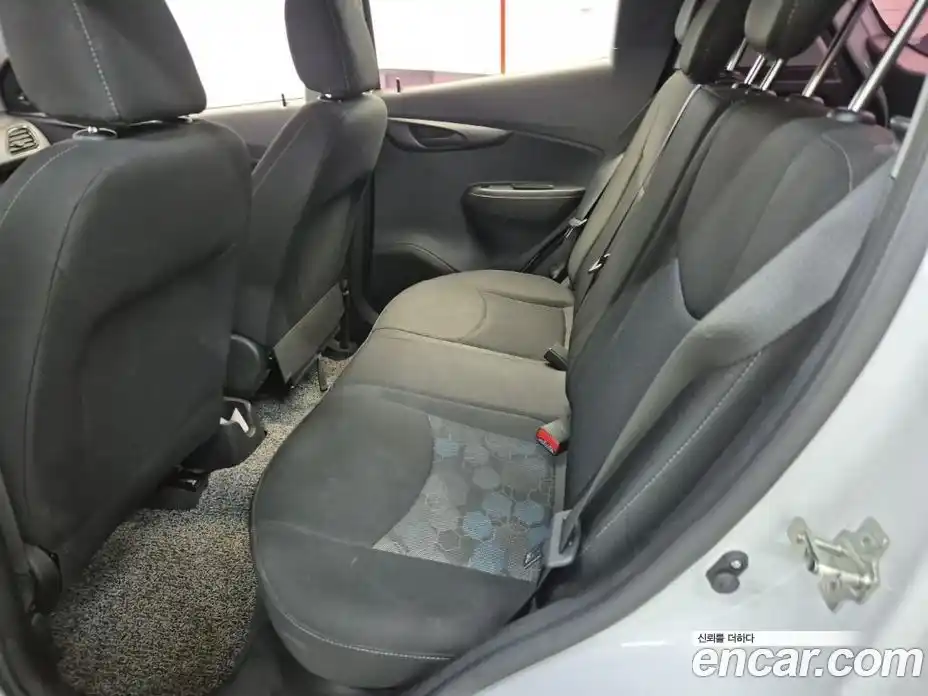 Chevrolet Spark 2016 1.0 гидро в Москве, фото 12