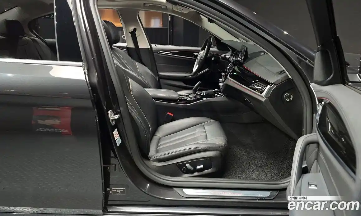 BMW 5-Series 2018 2.0 гидро в Москве, фото 11