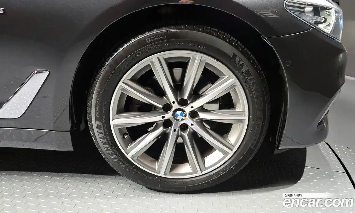 BMW 5-Series 2018 2.0 гидро в Москве, фото 5