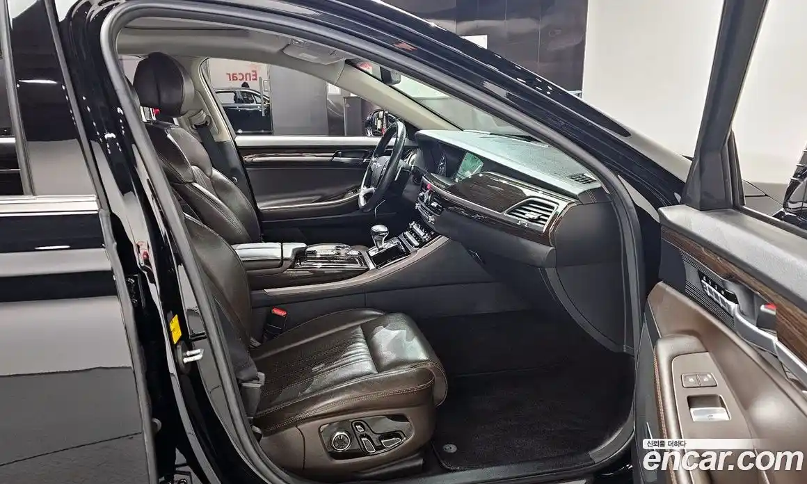 Genesis EQ900 2016 3.8 гидро в Москве, фото 10
