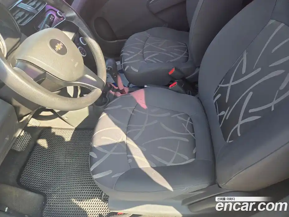Chevrolet Spark 2013 1.0 гидро в Москве, фото 13