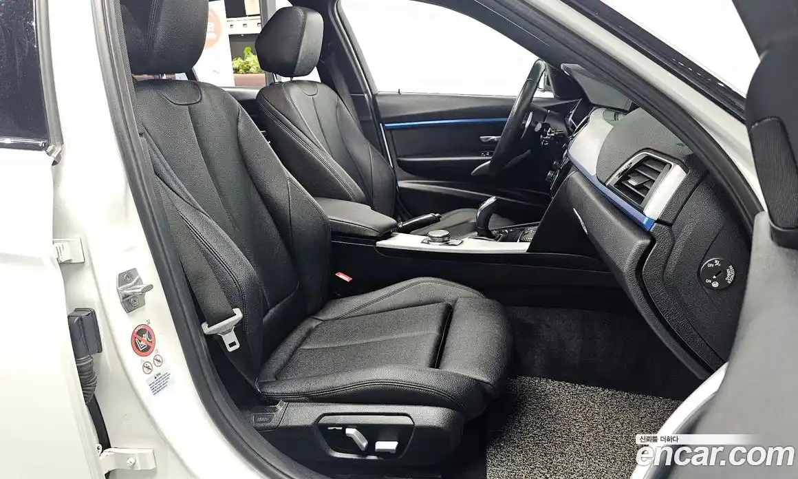 BMW 3-Series 2017 2.0 гидро в Москве № 858840, фото 9