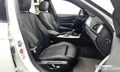 BMW 3-Series 2017 2.0 гидро в Москве № 858840, миниатюра 9