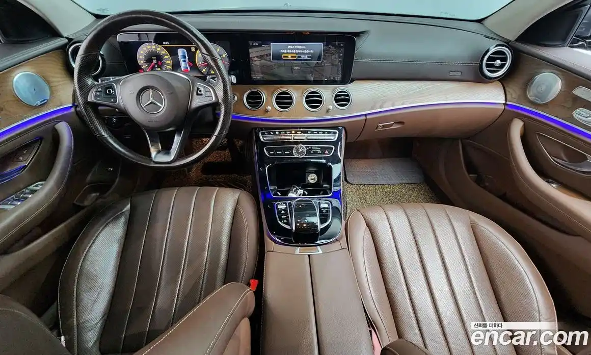 Mercedes-Benz E-Class 2018 2.0 гидро в Москве, фото 7