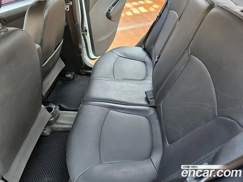 Chevrolet Spark 2014 1.0 гидро в Москве № 936875, фото 13