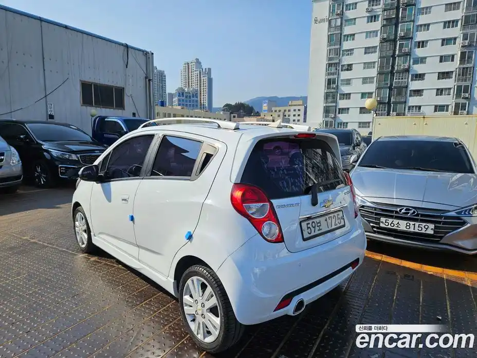 Chevrolet Spark 2014 1.0 гидро в Москве № 936875, фото 4