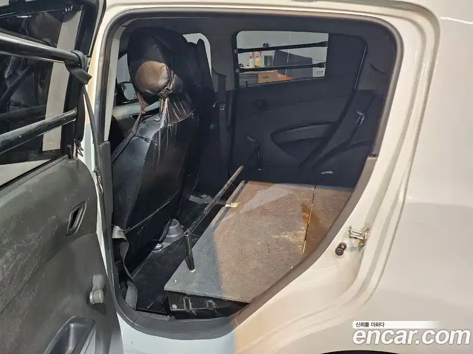 Chevrolet Spark 2011 1.0 гидро в Москве, фото 16