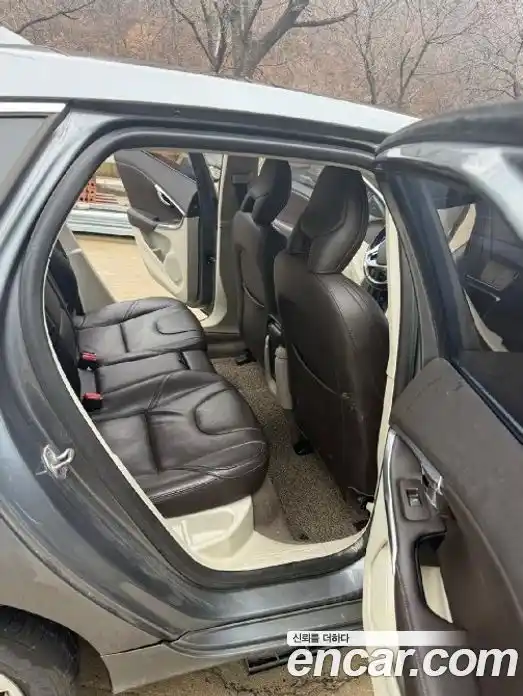 Volvo V40 2015 1.6 гидро в Москве, фото 4