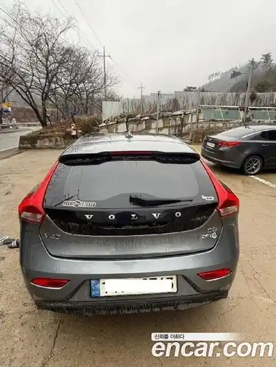Volvo V40 2015 1.6 гидро в Москве, миниатюра 5