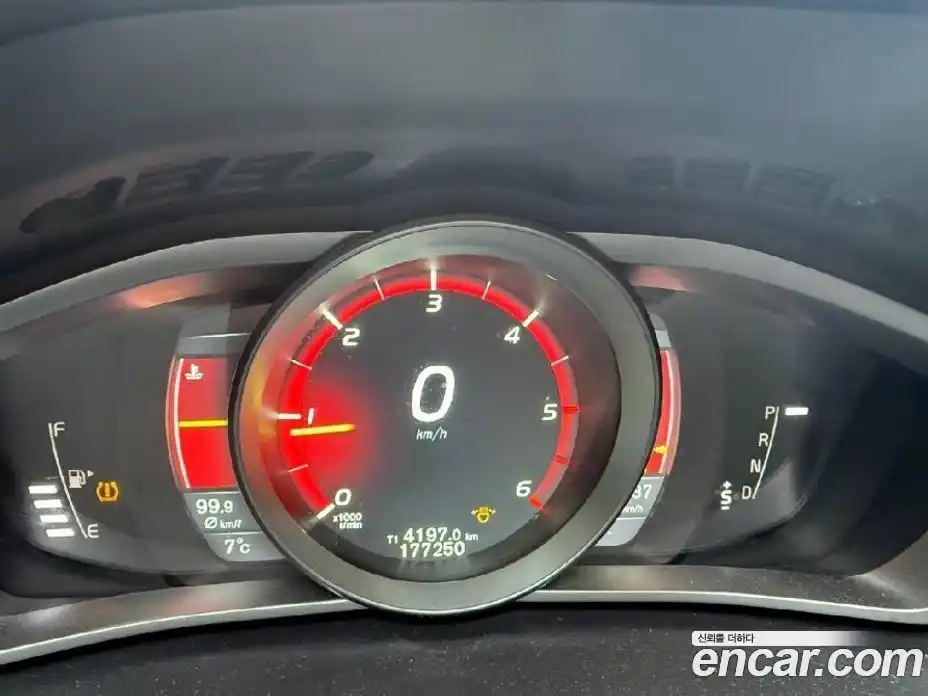 Volvo V40 2015 1.6 гидро в Москве, фото 6
