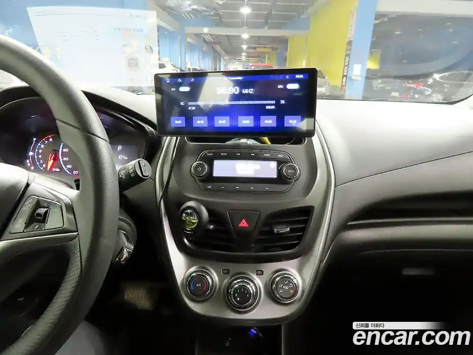 Chevrolet Spark 2016 1.0 гидро в Москве № 105072, фото 12