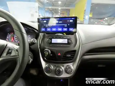 Chevrolet Spark 2016 1.0 гидро в Москве № 105072, миниатюра 12