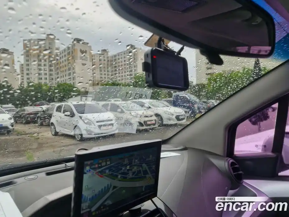Chevrolet Spark 2013 1.0 гидро в Москве, фото 7