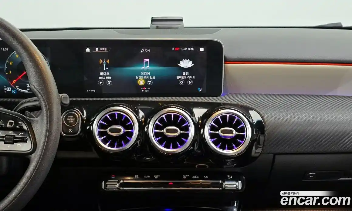 Mercedes-Benz A-Class 2020 2.0 гидро в Москве, фото 14
