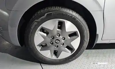 Hyundai Staria 2024 1.6 гидро в Москве, миниатюра 5