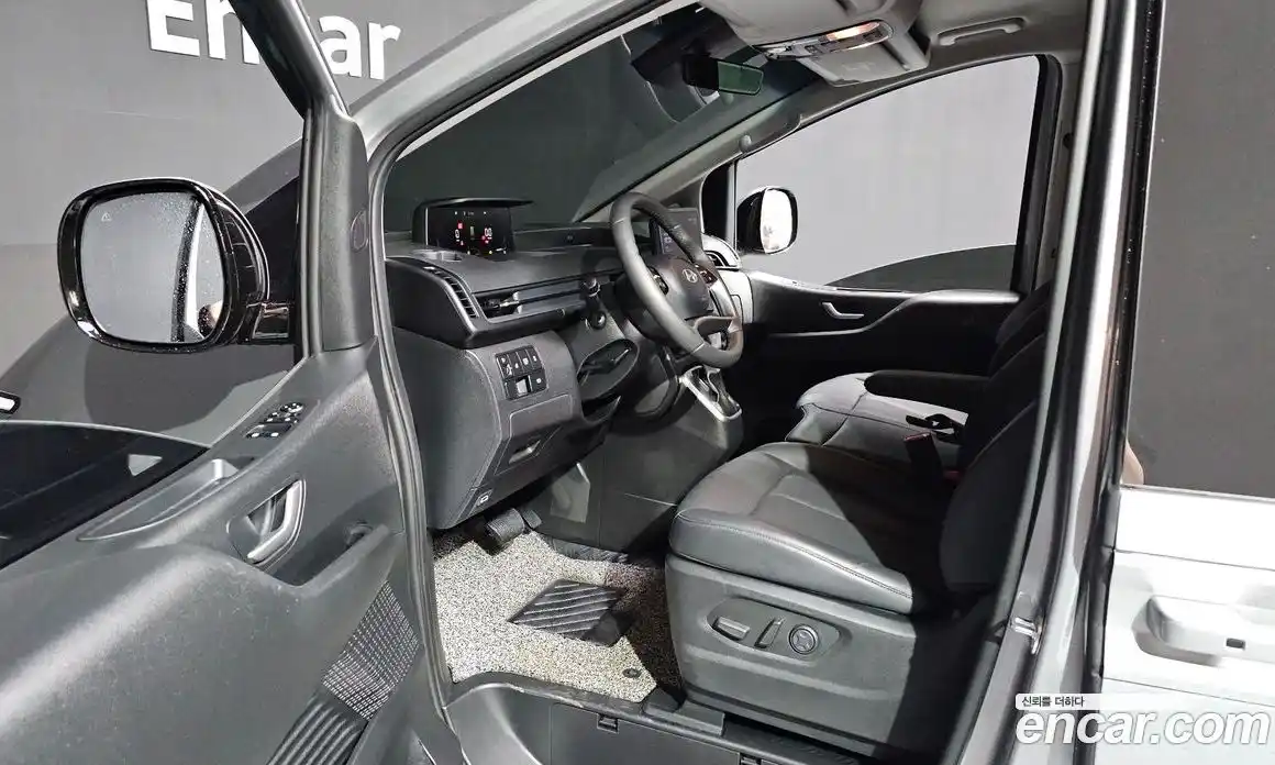 Hyundai Staria 2024 1.6 гидро в Москве, фото 10