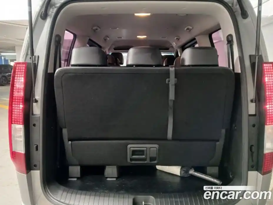 Hyundai Staria 2021 2.2 гидро в Москве, фото 18