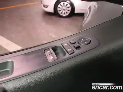 Hyundai Staria 2021 2.2 гидро в Москве, миниатюра 10