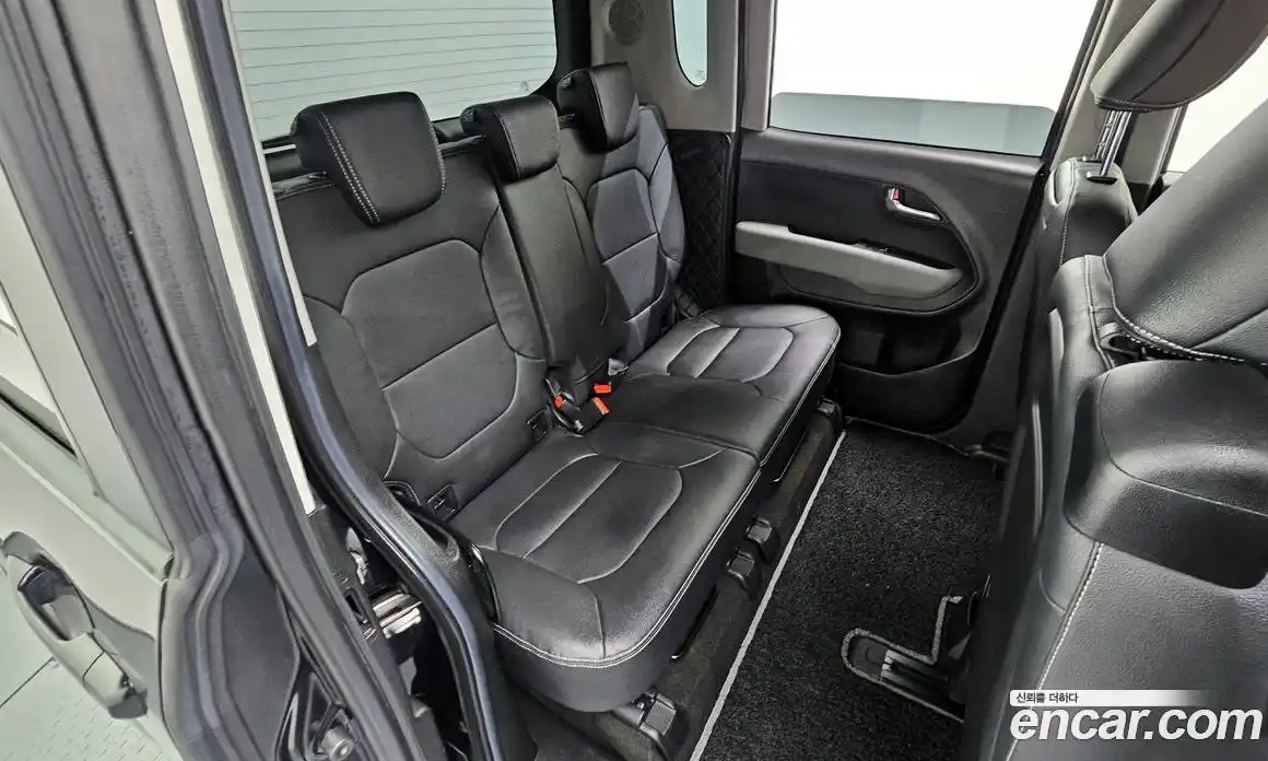 Kia Ray 2023 1.0 гидро в Москве, фото 12
