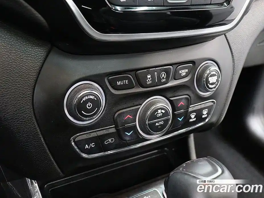 Jeep Cherokee 2021 2.4 гидро в Москве № 1139291, фото 16