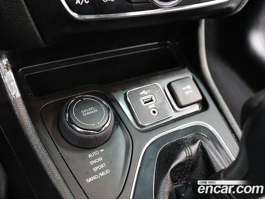 Jeep Cherokee 2021 2.4 гидро в Москве № 1139291, фото 18