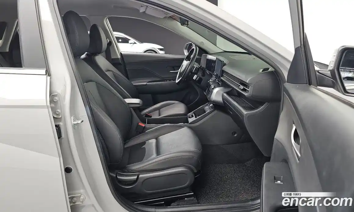 Hyundai Kona 2023 1.6 гидро в Москве, фото 12