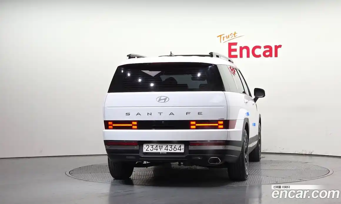 Hyundai Santa Fe 2023 2.5 гидро в Москве № 126389, фото 4
