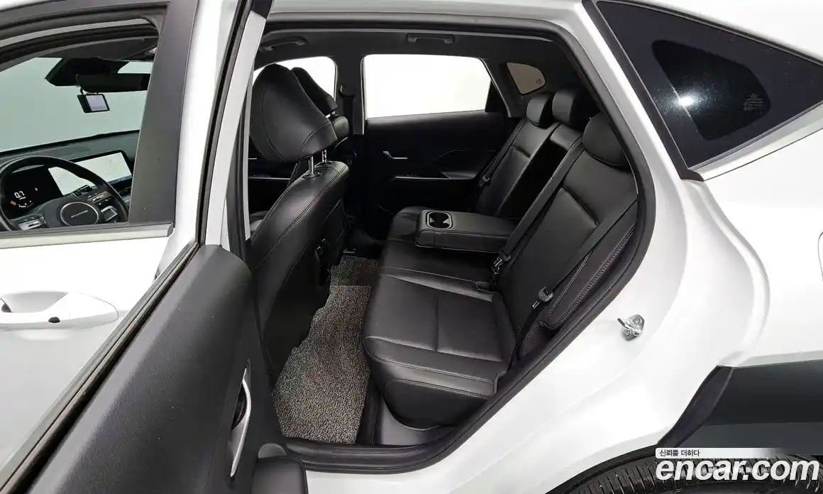 Hyundai Kona 2024 1.6 гидро в Москве, фото 11
