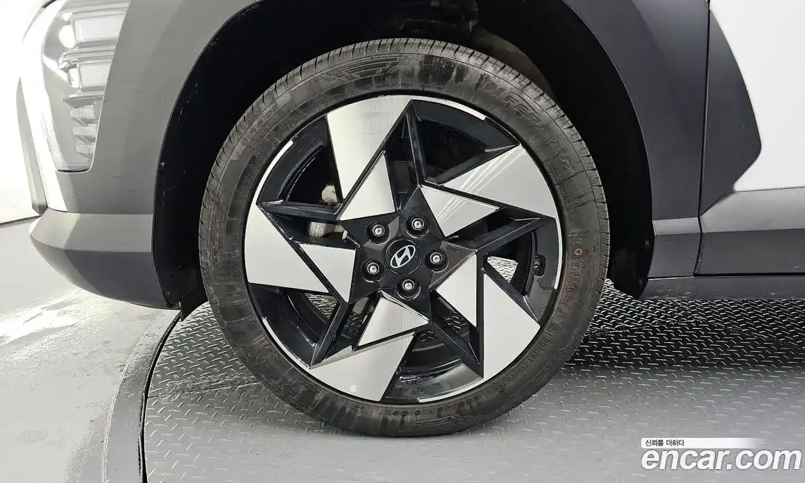 Hyundai Kona 2024 1.6 гидро в Москве, фото 5