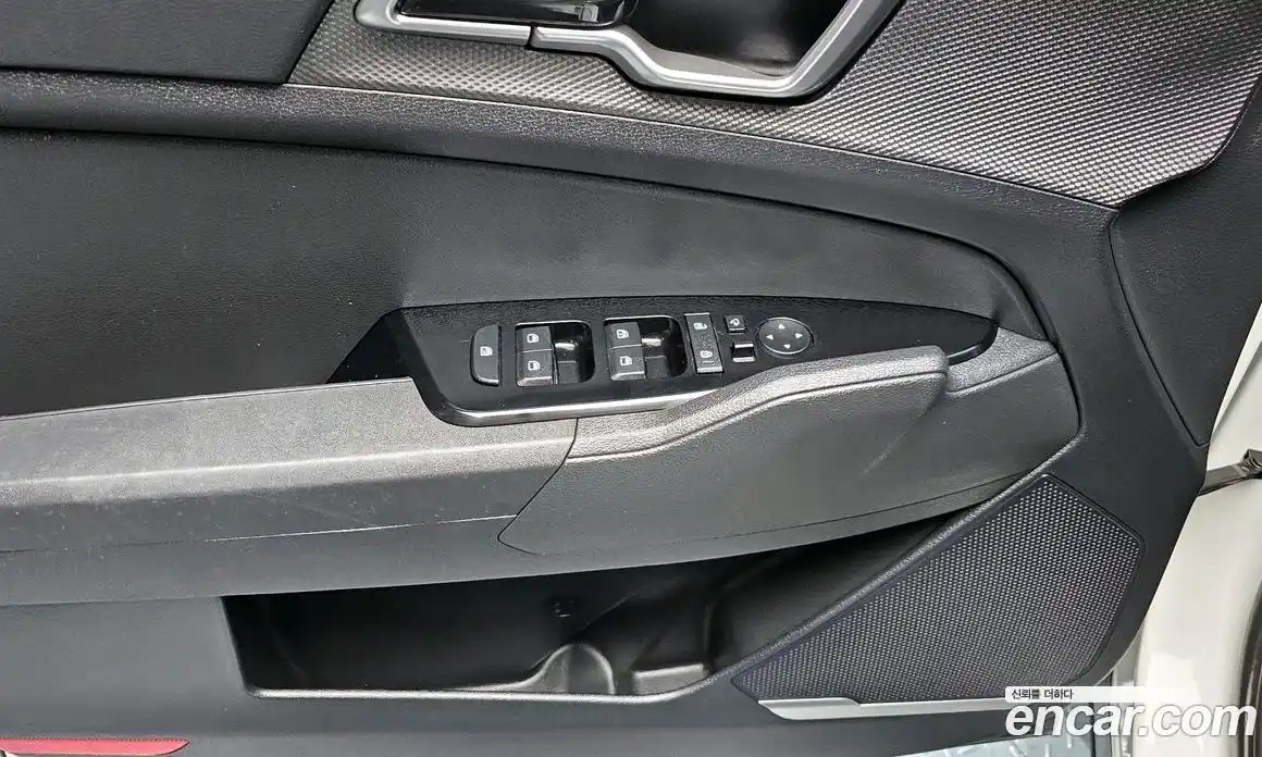 Kia Sportage 2023 2.0 гидро в Москве, фото 17